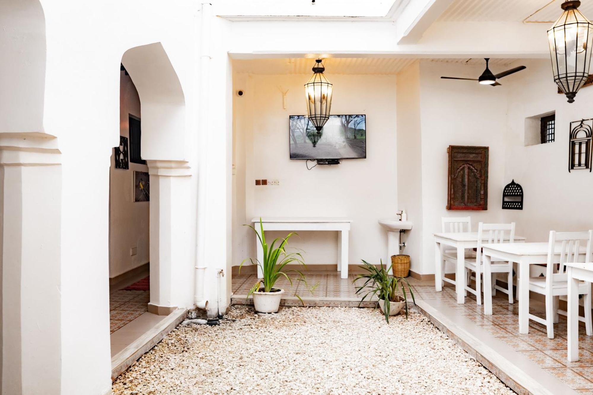 Zanzi House Hotel Zanzibar Екстериор снимка